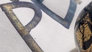 Tinta Glistening Glass